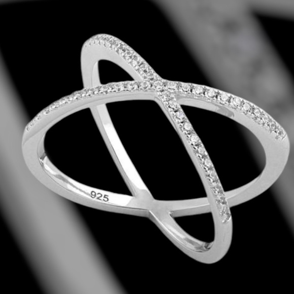 NWOT Solid Sterling Silver Overlapping X CZ Ring - Picture 12 of 16